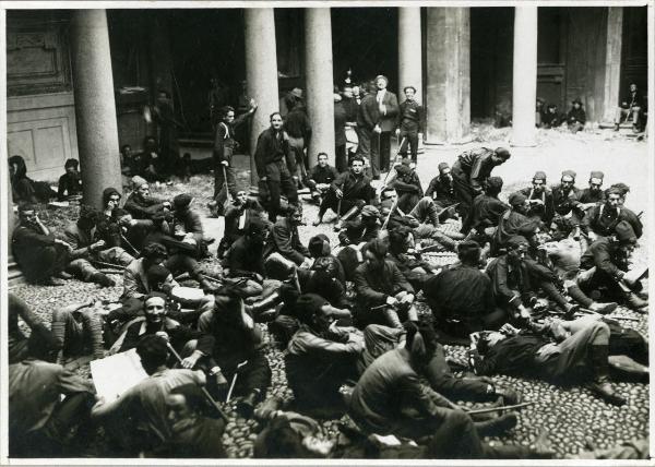 Milano - Palazzo Marino - Giornate di sciopero generale