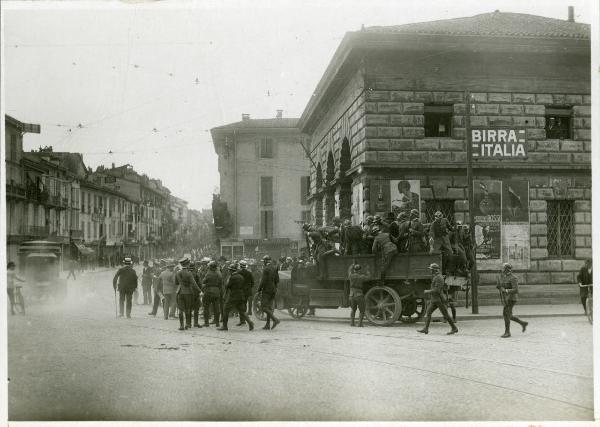 Milano - Porta Ticinese - Giornate di sciopero generale