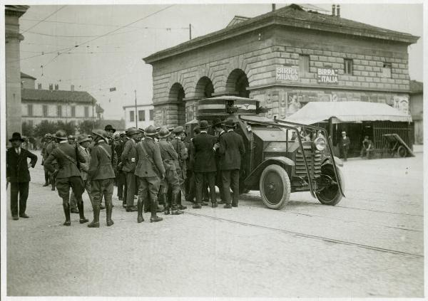 Milano - Porta Ticinese - Giornate di sciopero generale