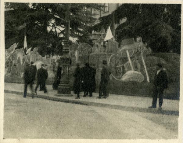 Milano - Piazzale di Porta Vittoria - Barricata per il 75° anniversario delle Cinque Giornate