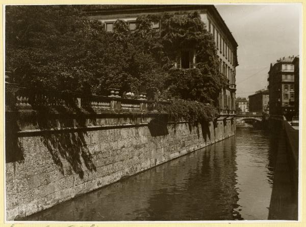 Milano - Naviglio - Via Senato - Ponte di Porta Venezia