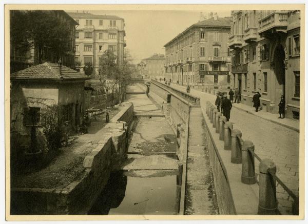 Milano - Naviglio - Via Senato