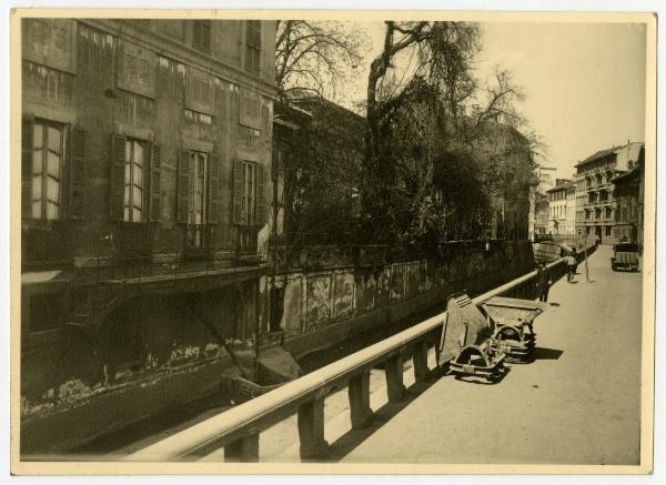 Milano - Naviglio - Via San Damiano - Palazzo Visconti