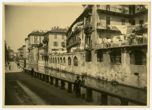 Milano - Naviglio - Via Molino delle Armi