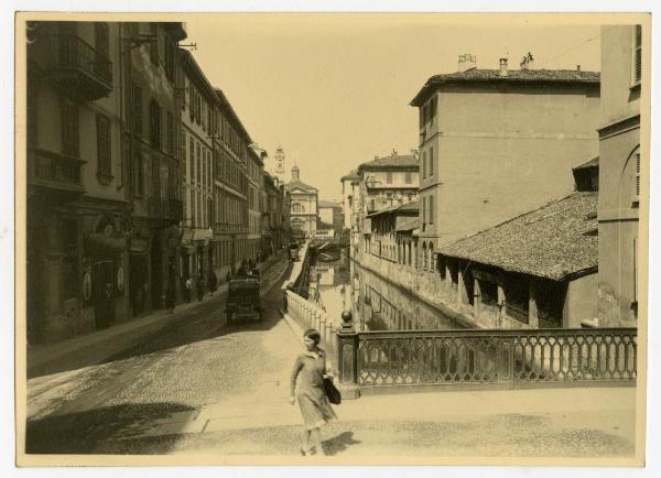 Milano - Naviglio - Via Molino delle Armi - Ponte di Via Chiusa