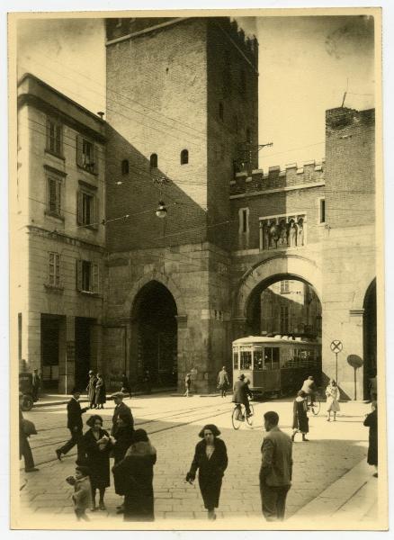 Milano - Naviglio - Porta Ticinese