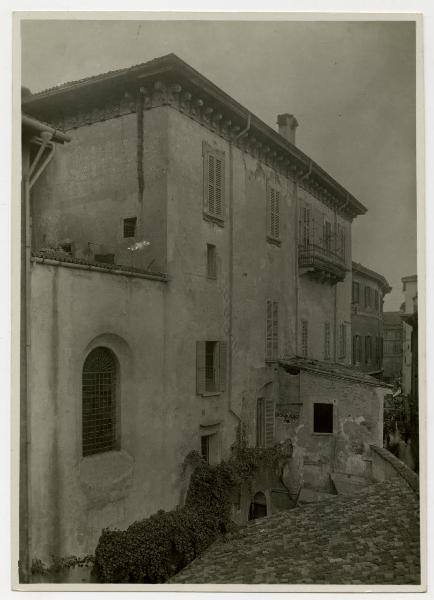 Milano - Via delle Ore - Arcivescovado - Facciata interna