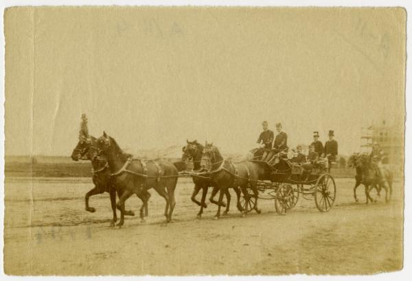 Milano - Carrozza a quattro cavalli