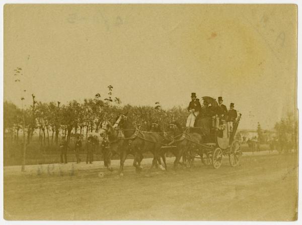 Milano - Carrozza a quattro cavalli