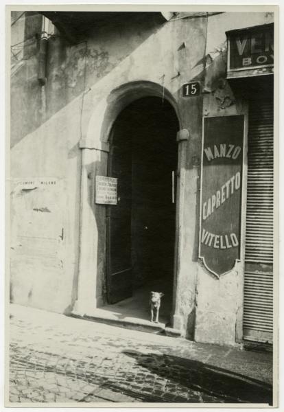 Milano - Via Paolo da Cannobio 15 - Casa di abitazione - Porta