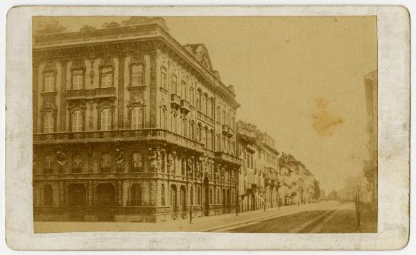 Milano - Corso Venezia - Palazzo Ciani (detto "Casa Rossa")