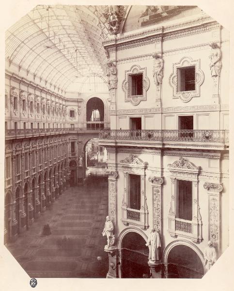 Milano - Galleria Vittorio Emanuele 2.