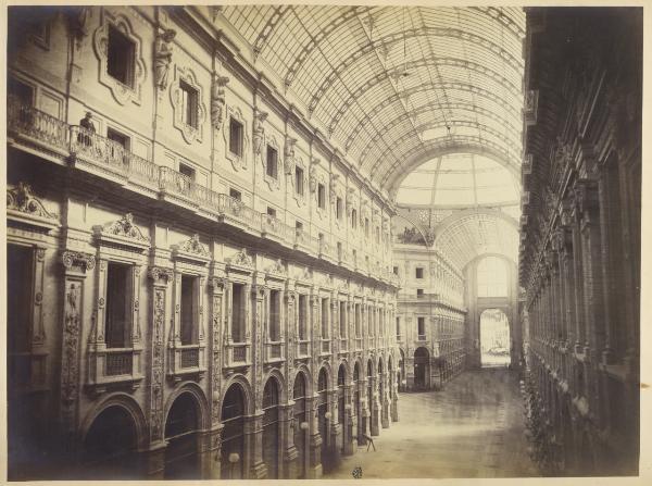 Milano - Galleria Vittorio Emanuele 2.