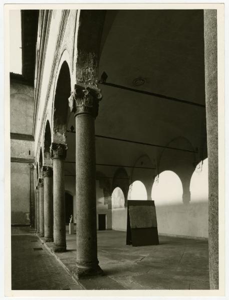 Milano - Castello Sforzesco - Musei Civici - Museo d'Arte Antica - Portico dell'Elefante - Allestimento BBPR (1956)