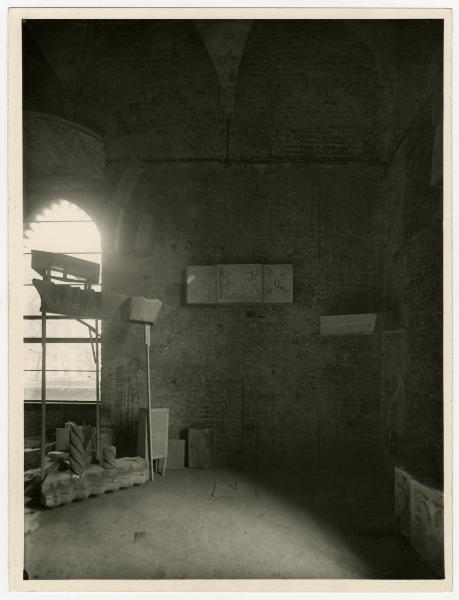 Milano - Castello Sforzesco - Musei Civici - Restauro BBPR (prima fase 1953-1956) - Museo d'Arte Antica - Sala 4