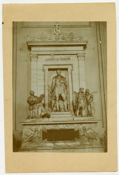 Monumento sepolcrale del vicerè Eugenio di Beauharnais - Bertel Thorvaldsen 1824-1830 - Monaco di Baviera - Chiesa di San Michele - Interno