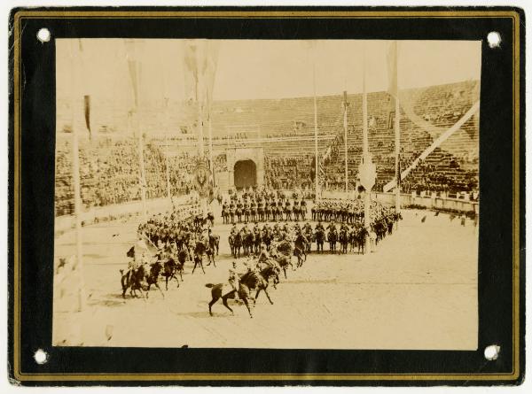 Verona - Arena - Carosello per il secondo centenario del Savoia Cavalleria