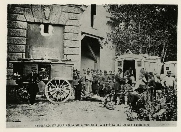 Risorgimento italiano - Roma - Villa Torlonia - foto di gruppo - ambulanza - 20 Settembre 1870