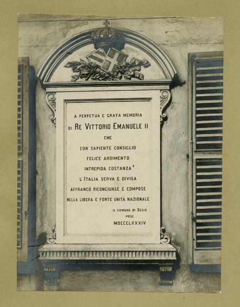 Desio - Lapide in onore di Vittorio Emanuele II apposta dal comune