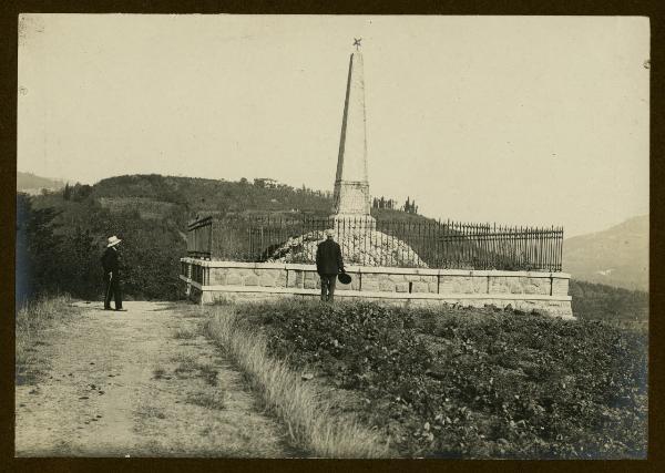 Gambellara - Località Sorio - Monumento ai caduti della battaglia del 1848 - Visitatori - Strada sterrata