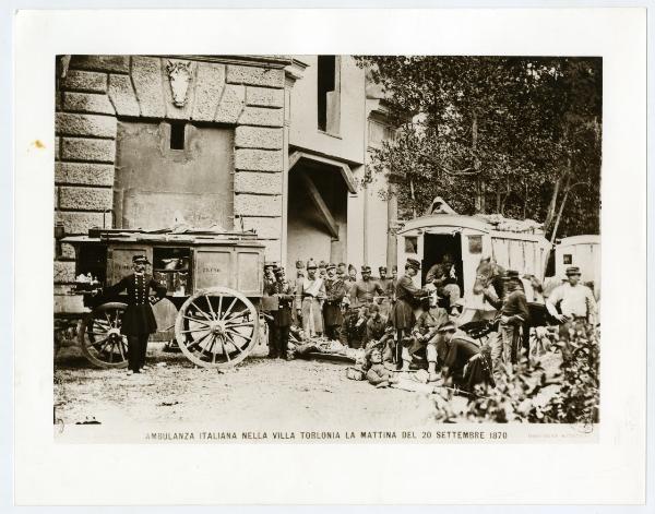 Roma - Villa Torlonia - 20 settembre 1870 - Ambulanza e soldati italiani