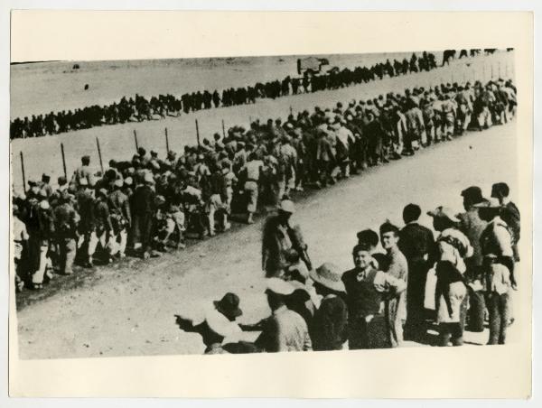 Seconda guerra mondiale - Campagna d'Etiopia - 1940-1941 - Soldati in campo di prigionia