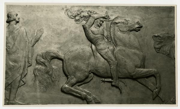 Milano - Stazione Centrale - Padiglione Reale - Sala dei Ricevimenti - Sculture