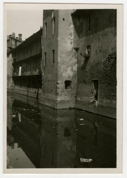 Milano - Naviglio Grande - Via Vallone e Via Olocati (?) - Torre del Sale