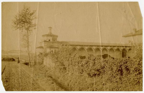 Milano - Via Andrea Doria 4 - Cascina Pozzobonelli - Oratorio e portico prima della demolizione del 1907