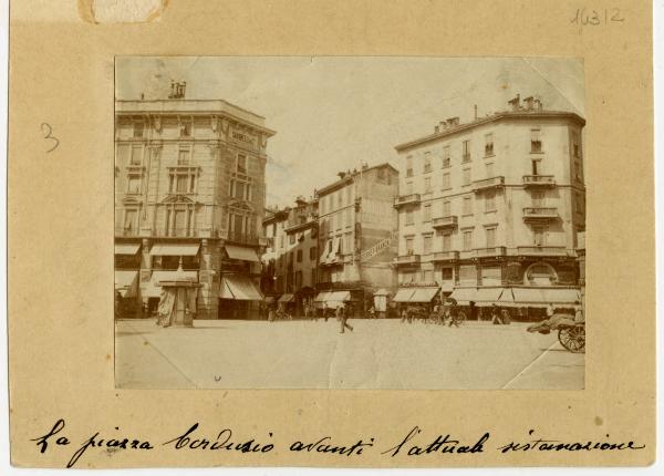 Milano - Piazza Cordusio - Via Broletto - Duomo