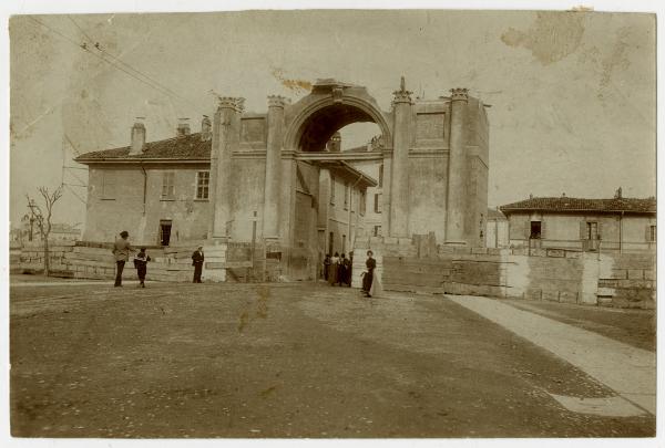 Milano - Corso Magenta - Porta Magenta