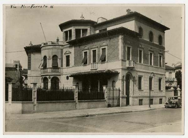 Milano - Via Monferrato 16 - palazzo