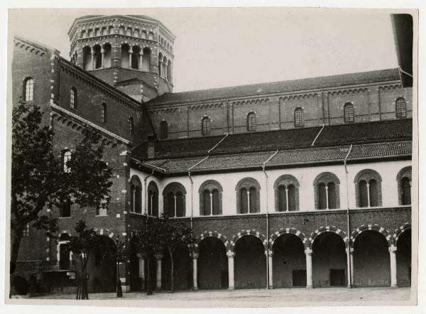 Milano - via Copernico - chiesa di S. Agostino