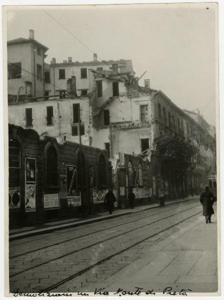 Milano - via Monte di Pietà - demolizioni