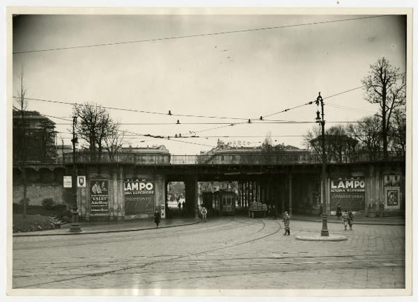 Milano - Via Principe Umberto - Bastioni di Porta Venezia e Porta Nuova