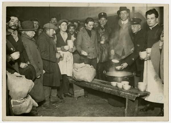 Persone senza fissa dimora - Assistenza - Milano - 1929