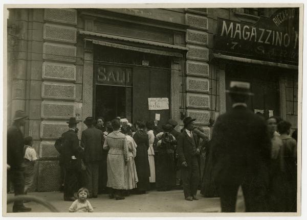 Negozi di generi alimentari - Milano - 1920-1929