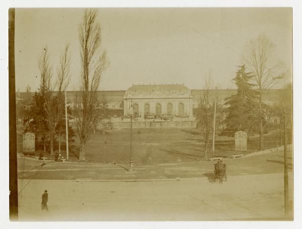 Milano - Piazzale Stazione Centrale