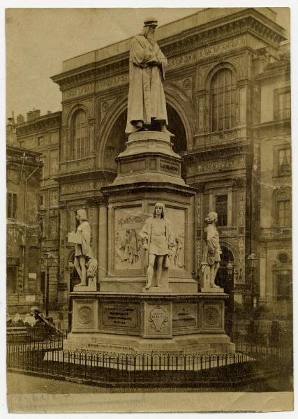 Milano - Piazza della Scala