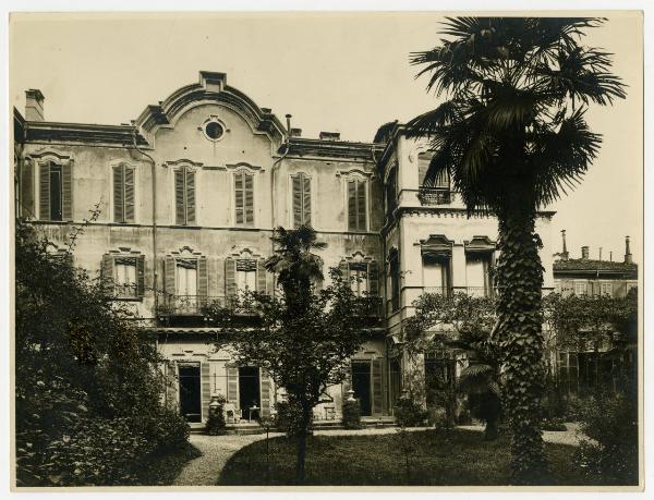 Milano - Casa Conti