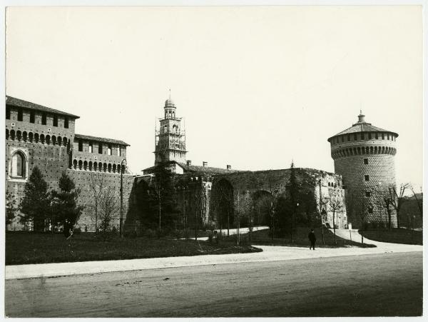 Milano - Castello Sforzesco - Restauro