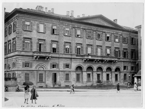 Milano - Via Melchiorre Gioia angolo viale Monte Grappa