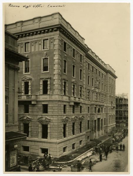 Milano - Palazzo degli Uffici Comunali