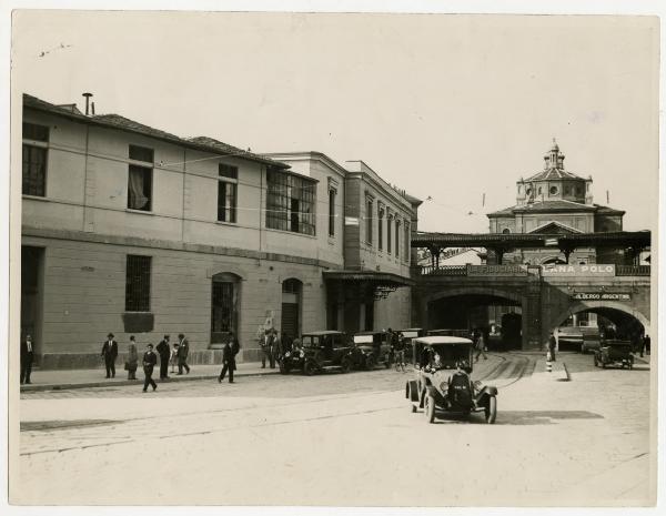 Stazione Porta Nuova <Milano>