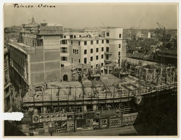 Milano - Cinema Teatro Odeon