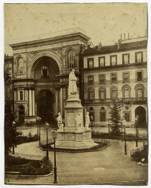 Milano - Piazza della Scala