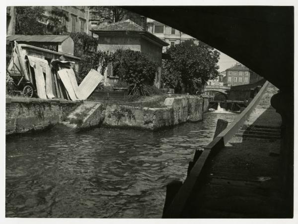 Milano - via Senato - Conca del Naviglio