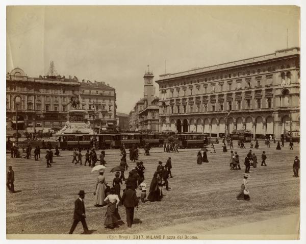 Milano - Piazza del Duomo