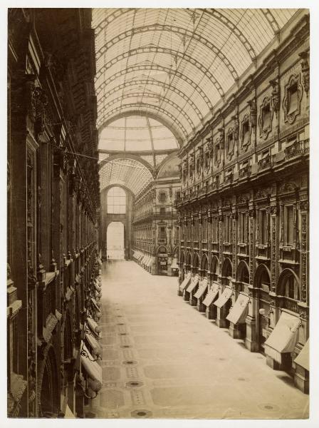 Milano - Galleria Vittorio Emanuele 2.