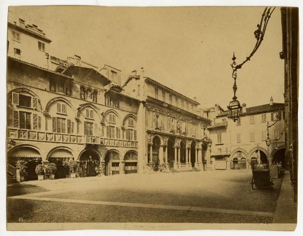 Milano - piazza Mercanti